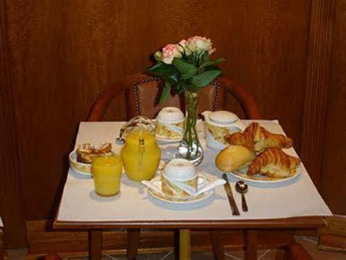 Berkeley Hotel Paris Nhà hàng bức ảnh